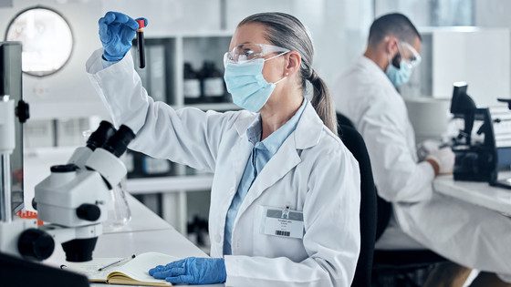 Et amerikansk studie skal undersøge effekten af kombinationsbehandling mod proteinerne amyloid og tau, der begge er patologiske kendetegn ved Alzheimers sygdom