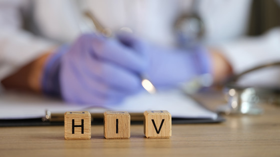 Et amerikansk studie viser, at en særlig type medicin til behandling af HIV og hepatitis B er associeret med 6-13 % nedsat risiko for udvikling af alzheimer på langt sigt